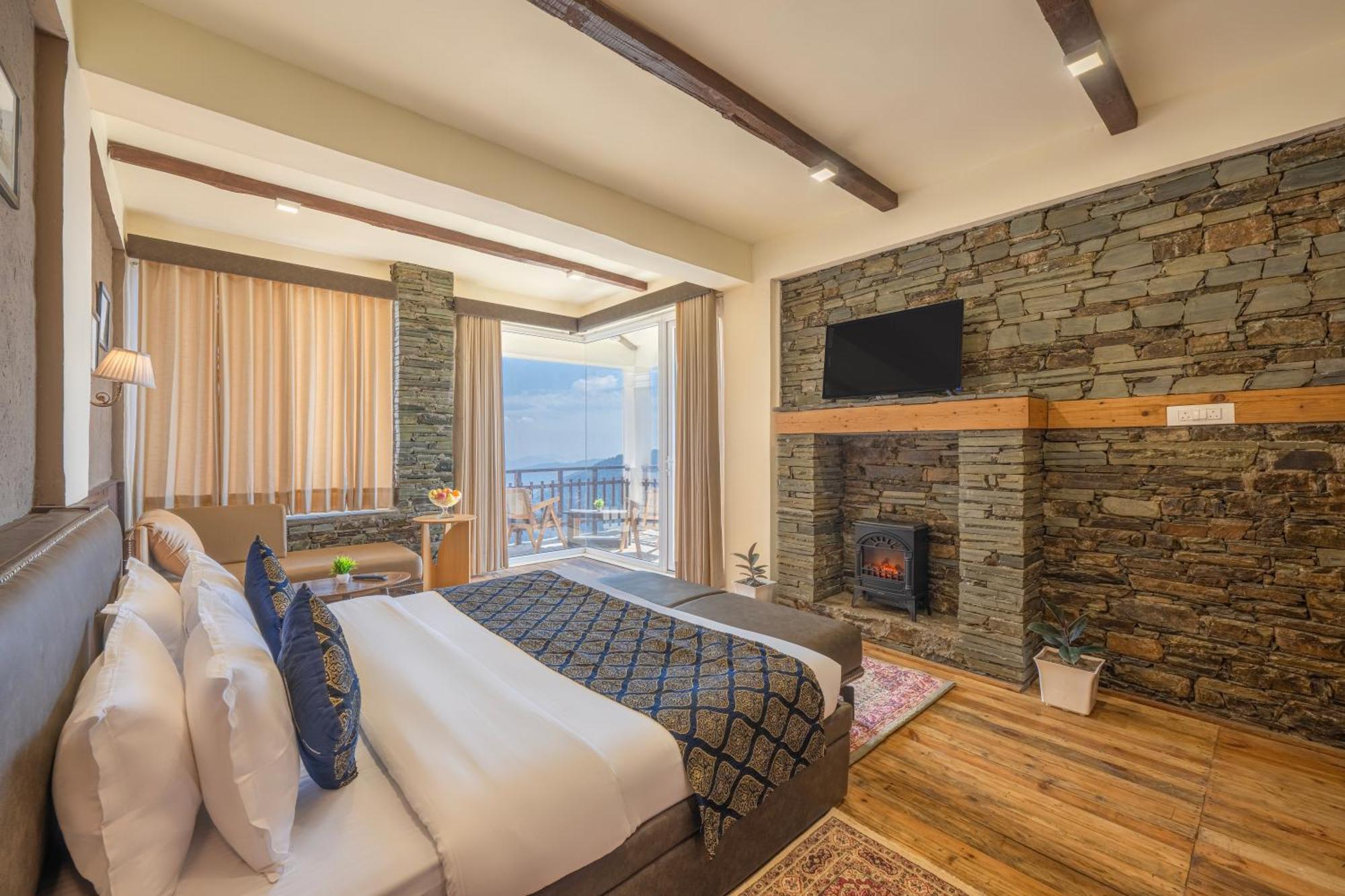 Hotel Wood Winds - A Best Valley View Hotel シムラー エクステリア 写真