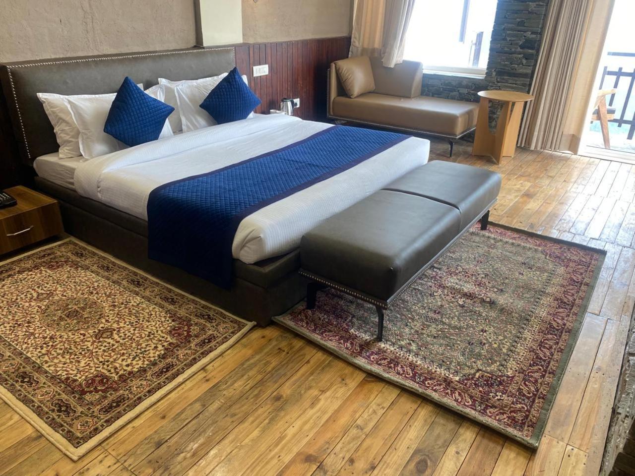 Hotel Wood Winds - A Best Valley View Hotel シムラー エクステリア 写真